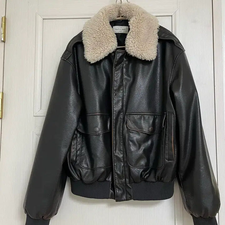 [BUNJANG] Basil in Bottle Leather Blue Jacket with Detachable Collar / 바질인보틀 레더 블루종 가죽 자켓(카라 탈부착)