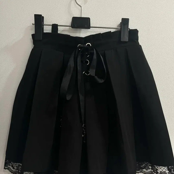 [BUNJANG] Rayleigh Black Skirt with Ribbon Detail / 마즈스커트지뢰계양산형서브컬쳐일녀디마럽레이스 블랙 스커트 리본 포인트