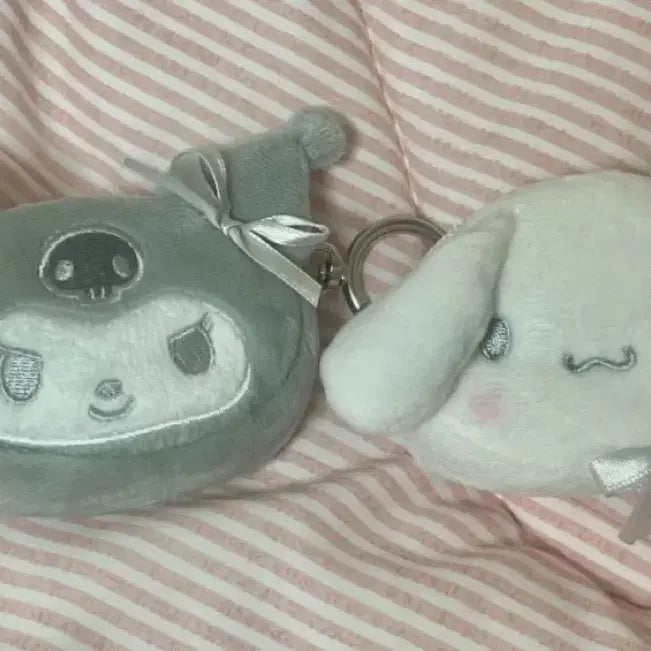 [BUNJANG] Sanrio Kuromi Cinnamoroll Coin Pouch Keychain / 산리오 쿠로미 시나모롤 동전지갑 키링