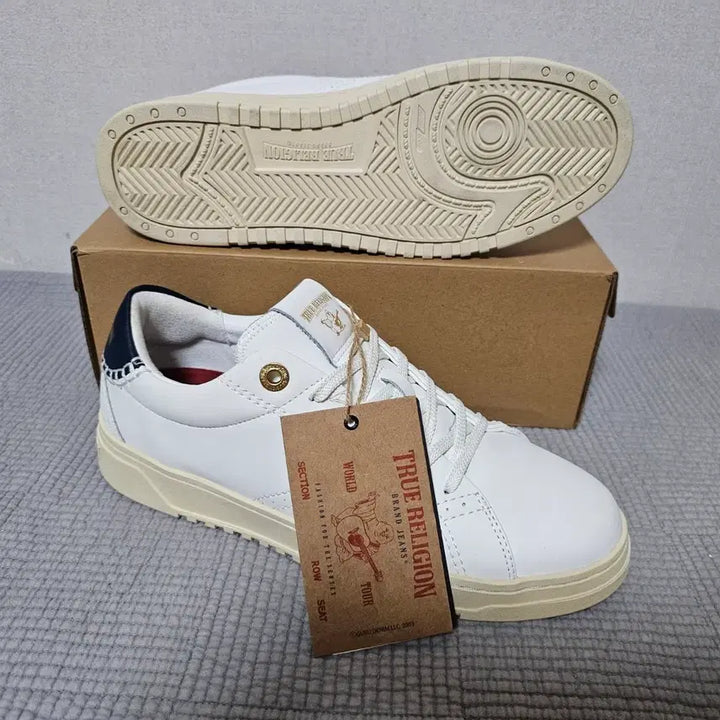 [BUNJANG] True Religion Originals Classic Sneakers / 트루릴리젼 클래식 스니커즈(1회착)