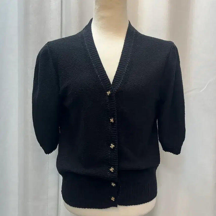 [BUNJANG] TIME Gold Button Short-Sleeve Knit Cardigan Black / TIME 금장 버튼 반팔 니트 가디건 블랙 90 새옷급