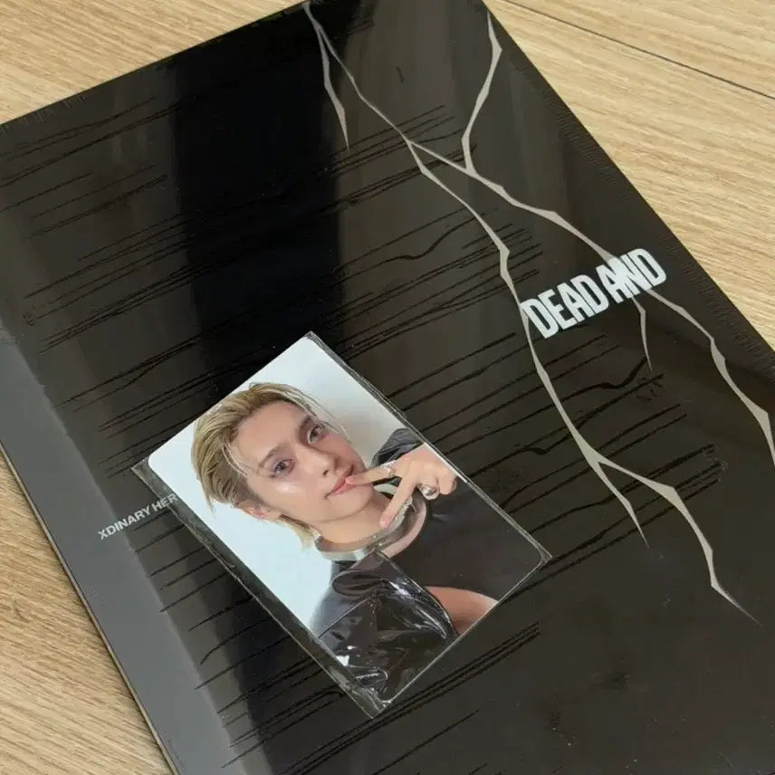 [BUNJANG] Xdinary Heroes Dead End Album + Jiseok Photocard / 엑스디너리히어로즈 Dead End 앨범+지석포카
