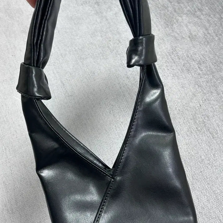 [BUNJANG] MM6 Maison Margiela Genderless Japanese Shoulder Bag Black / 엠엠식스 마르지엘라 젠더레스 재패니즈 숄더백 블랙