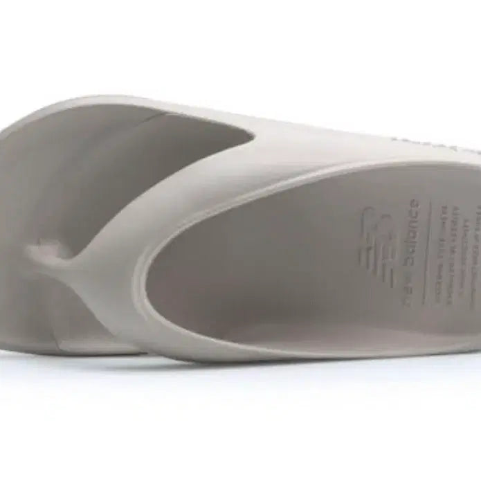 [BUNJANG] New Balance Flip-Flops Light Grey / 뉴발란스 플립플랍 라이트 그레이 쪼리