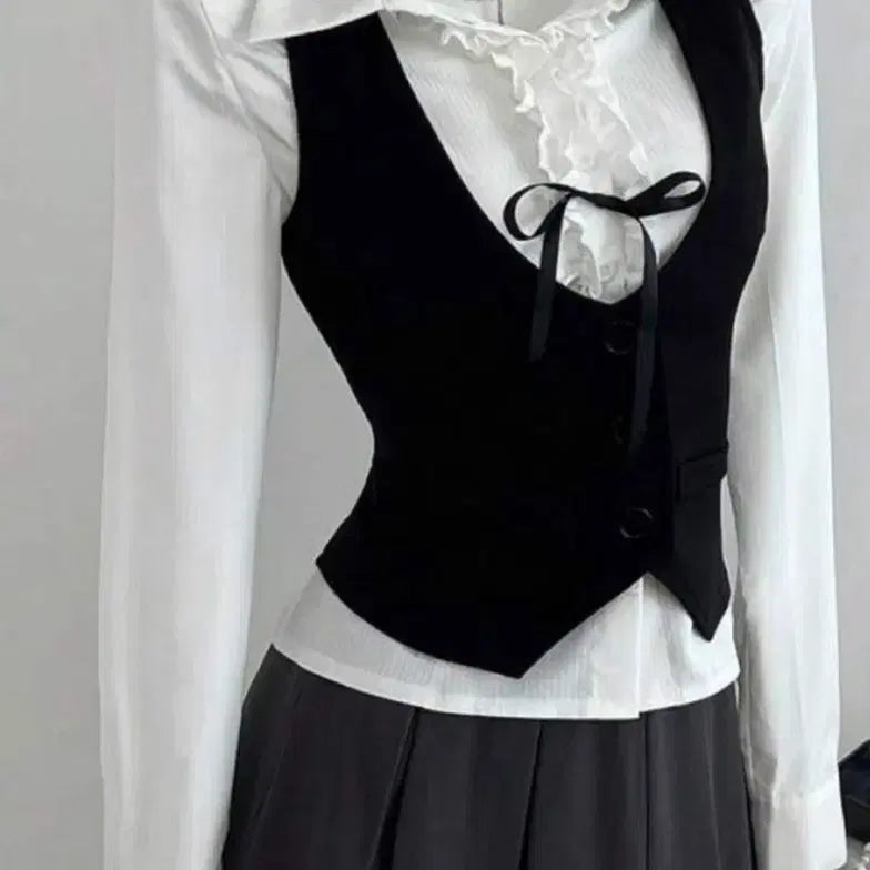 [BUNJANG] Two-Piece Black Vest Ribbon Blouse Set - Jiregei Y2K Style / 투피스블랙조끼리본블라우스지뢰계y2k일녀셋업에이블리무신사