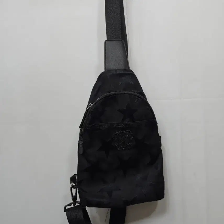 [BUNJANG] Mangvs Sling Bag / 망베르스 슬링백