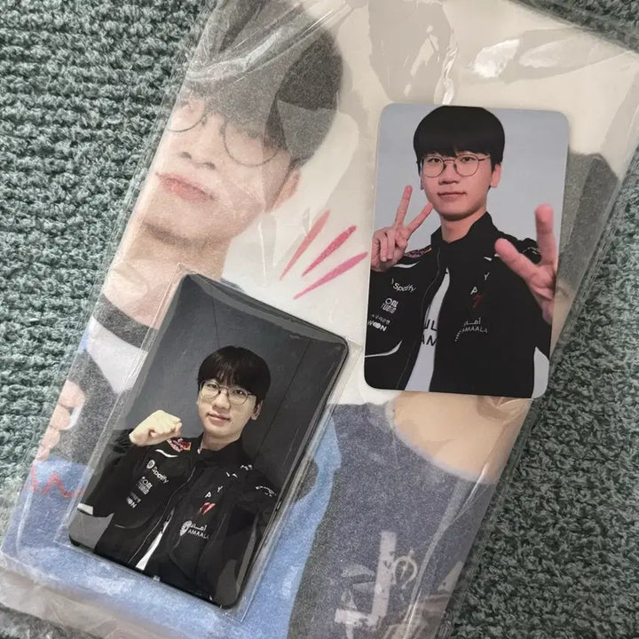 [BUNJANG] T1 Faker Phase Keria Doran Bundle Set Photocard &amp; Slogan / T1 티원존 포카 5인 전체 +랜덤도란포카+슬로건 일괄