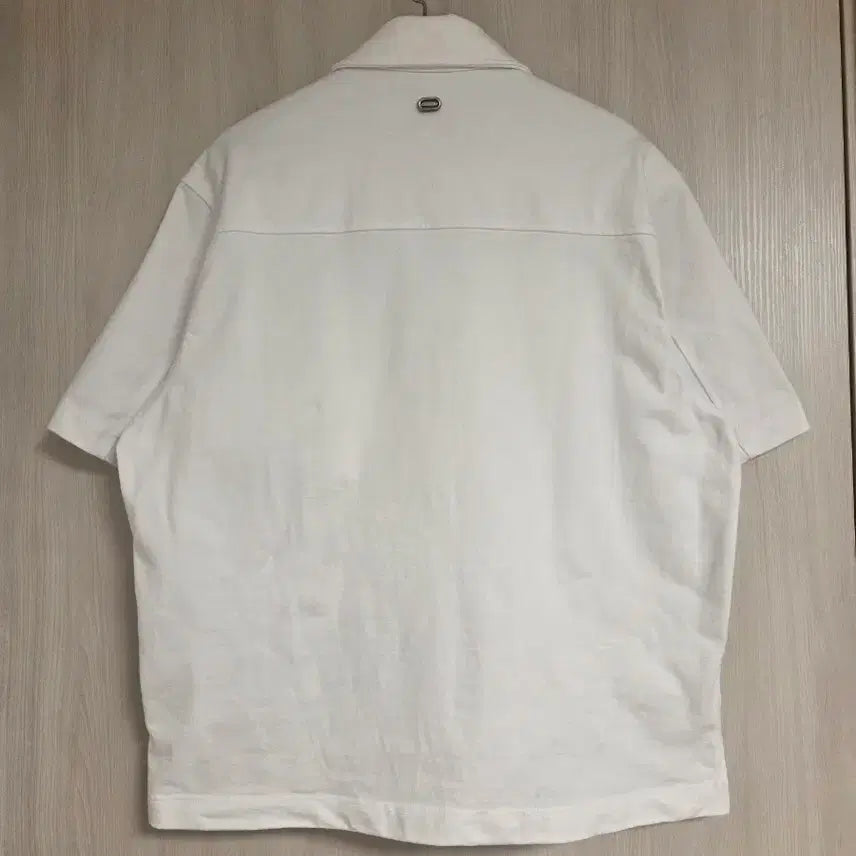 [BUNJANG] Solid Homme 25FW Snap Button Collar Short Sleeve T-Shirt / 솔리드옴므 25FW 스냅버튼 카라 반팔 티셔츠 46