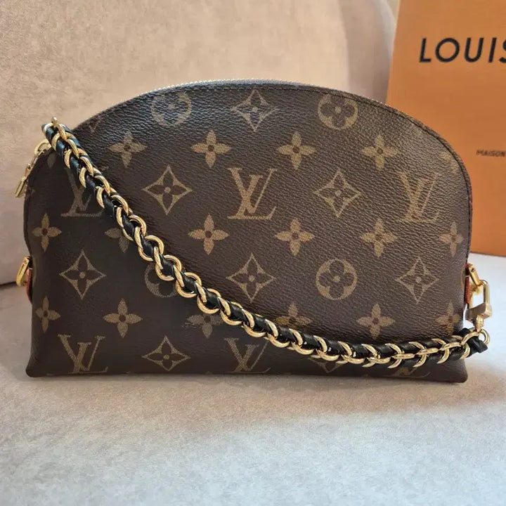 [BUNJANG] Louis Vuitton Cosmetic Pouch MM M46579 / 루이비통  코스메틱 파우치 MM m46579