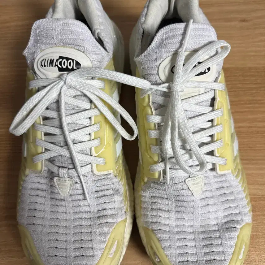 [BUNJANG] Adidas Running Shoes Size 280 / 아디다스 러닝화 280사이즈