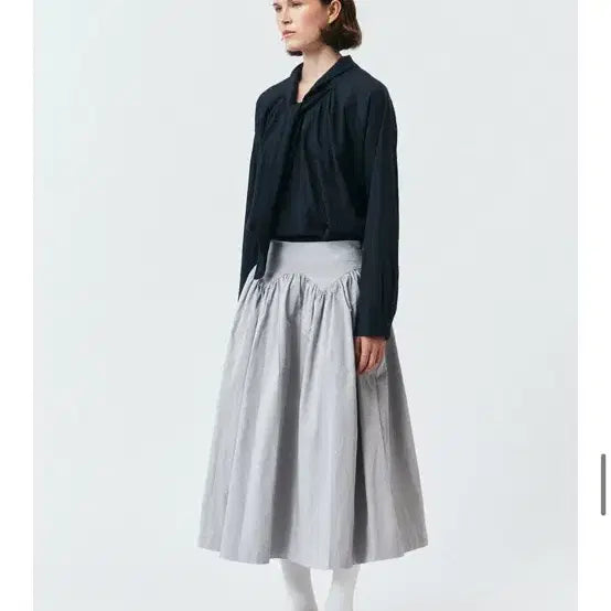 [BUNJANG] Rebold Set Blouse and Skirt / 리볼드 세트