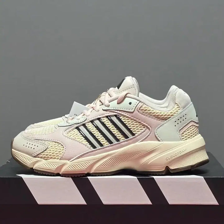 [BUNJANG] Adidas Crazy Chaos Sneakers (Pink &amp; Beige, 230mm) / 아디다스 운동화 230 [새상품]