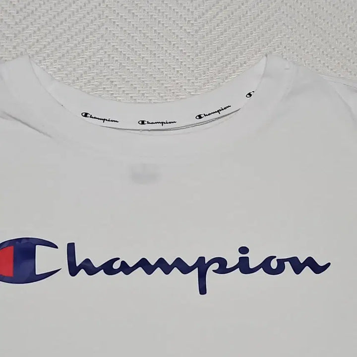 [BUNJANG] Champion Logo Crop Short Sleeve T-Shirt White XS / 챔피온 로고 크롭 반팔 티셔츠 화이트 Xs