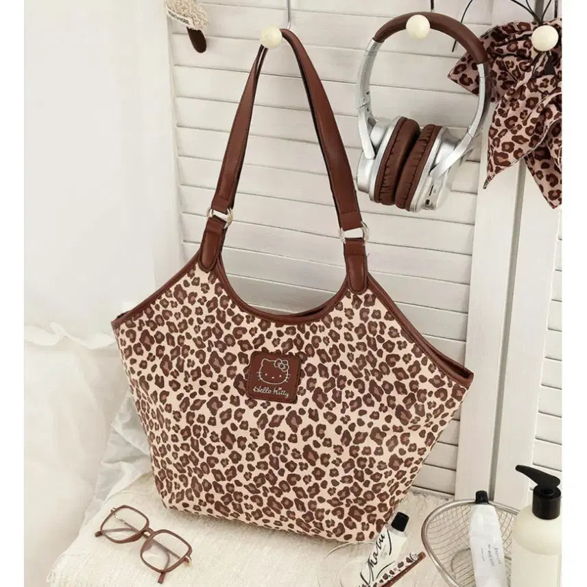 [BUNJANG] Hello Kitty Leopard Shoulder Bag / 헬로키티 레오파드 숄더백