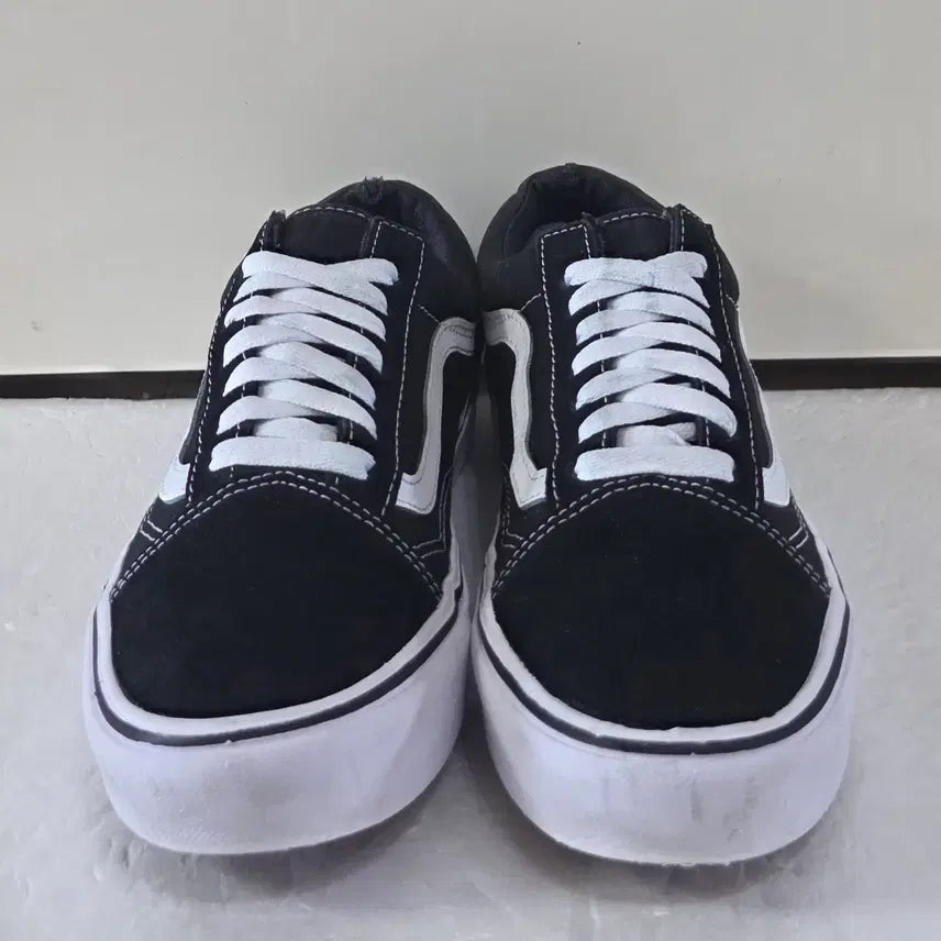 [BUNJANG] Vans Old Skool ComfyCush Black/White Sneakers / [265] 반스 올드스쿨 컴피쿠시 블랙화이트
