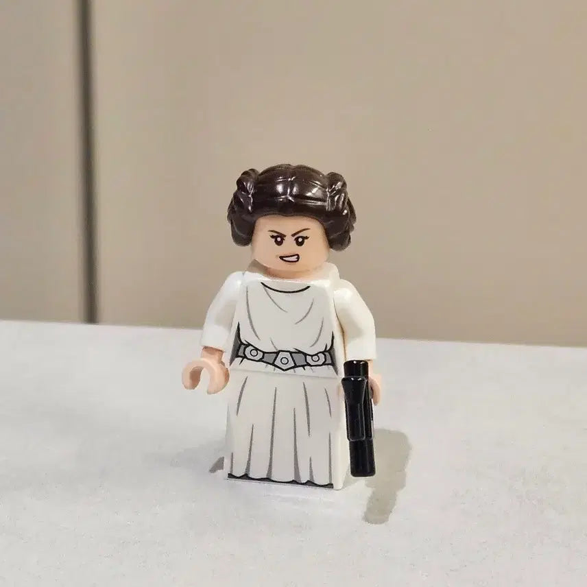 [BUNJANG] LEGO Star Wars Princess Leia Minifigure / 레고스타워즈 레아공주 미니피규어