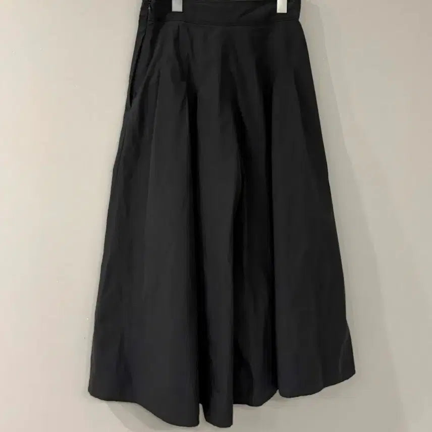 [BUNJANG] TIMEPOSTMODERN Black Flare Long Skirt / 타임포스트모던 블랙 플레어 롱 스커트 64-94