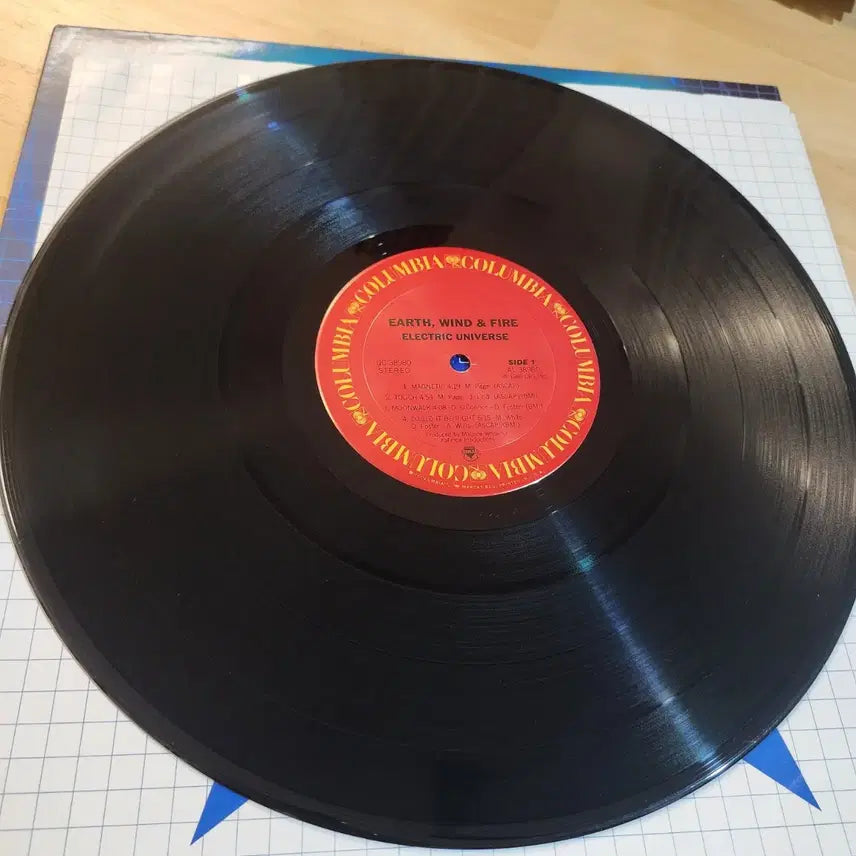 [BUNJANG] Earth, Wind &amp; Fire Electric Universe LP / 추천 미국반 어스 윈드 앤 파이어  Electric Universe LP