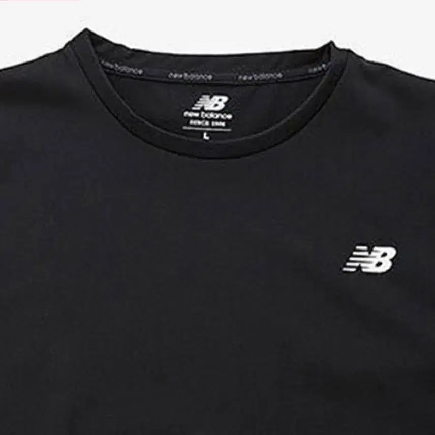 [BUNJANG] New Balance Functional Black Long Sleeve T-Shirt / 뉴발란스 기능성 블랙 긴팔 티셔츠