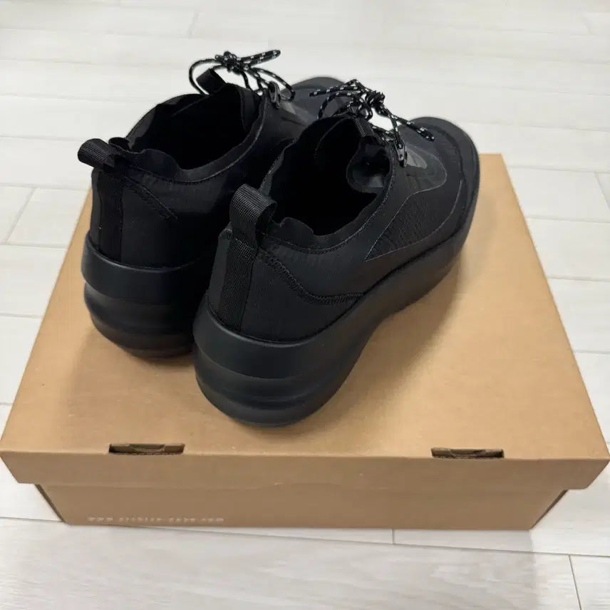 [BUNJANG] Archive Appk x Ribonbit Sneakers / 아카이브앱크x리본빛 스니커즈