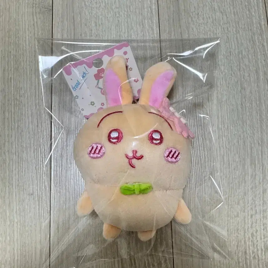 [BUNJANG] Usagi Cherry Blossom Mascot Keychain / 먼작귀 우사기 벚꽃 마스코트 키링