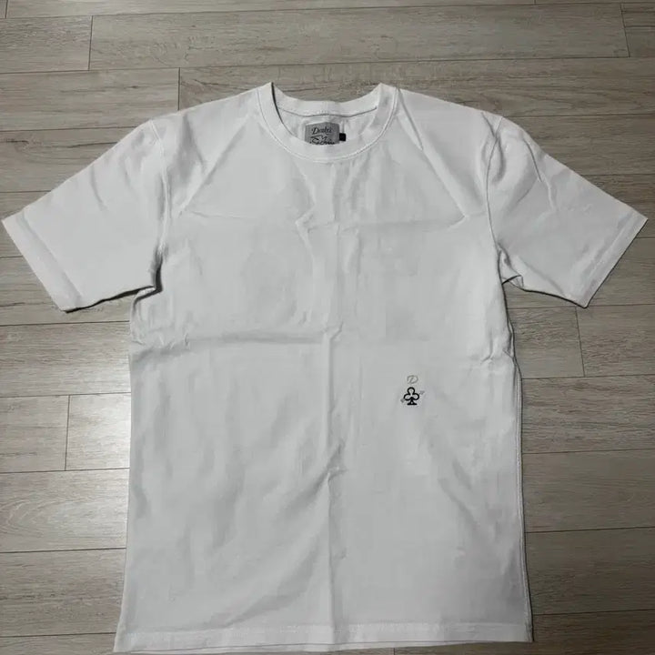 [BUNJANG] Drakes by A. Levine Hiking T-Shirt - White, Size L / 드레익스 by A. Levine 하이킹 티셔츠 L