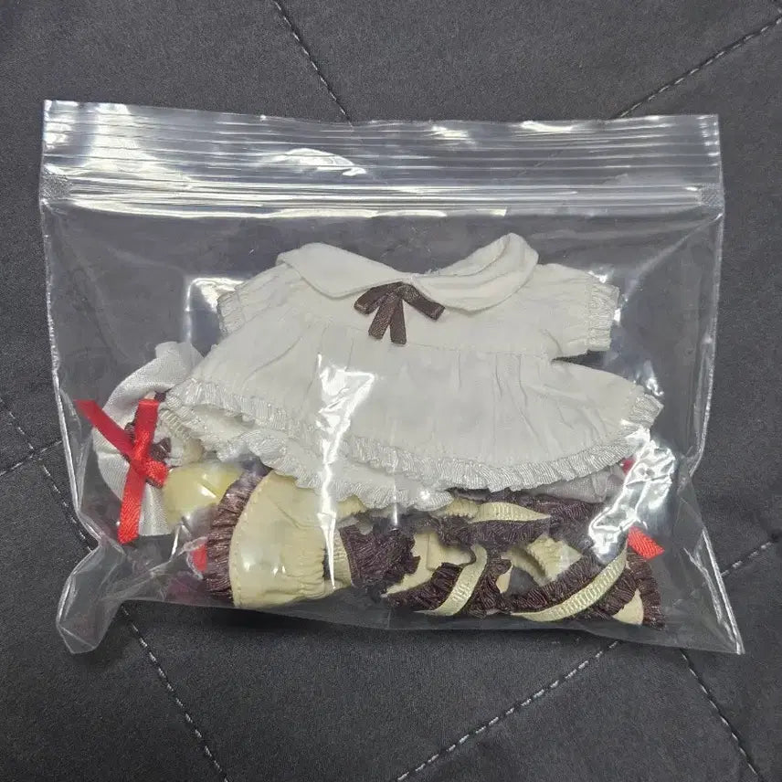 [BUNJANG] 10cm Cotton Doll Clothing Pudding Maid Outfit / 무속성 10cm 솜인형 의상 인형옷 푸딩메이드 양도 판매합니다