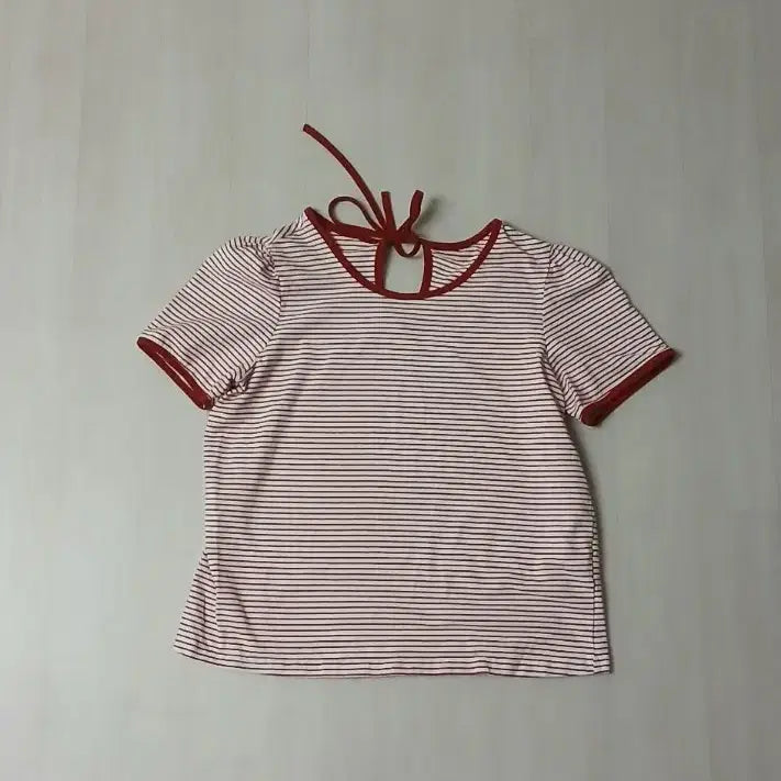 [BUNJANG] Striped Short-Sleeve T-Shirt with Back Tie Detail / 줄티