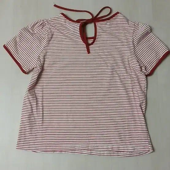 [BUNJANG] Striped Short-Sleeve T-Shirt with Back Tie Detail / 줄티