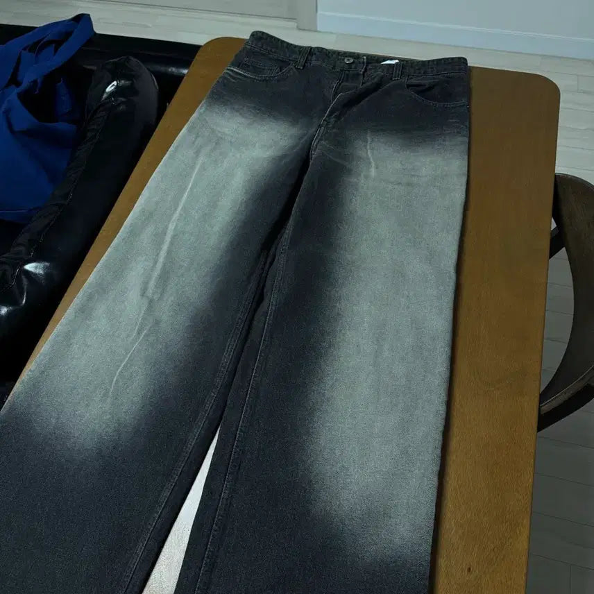 [BUNJANG] COER Washed Charcoal Semi Wide Jeans (M) / 쿠어 워시드 차콜 세미 와이드 진 m 판매