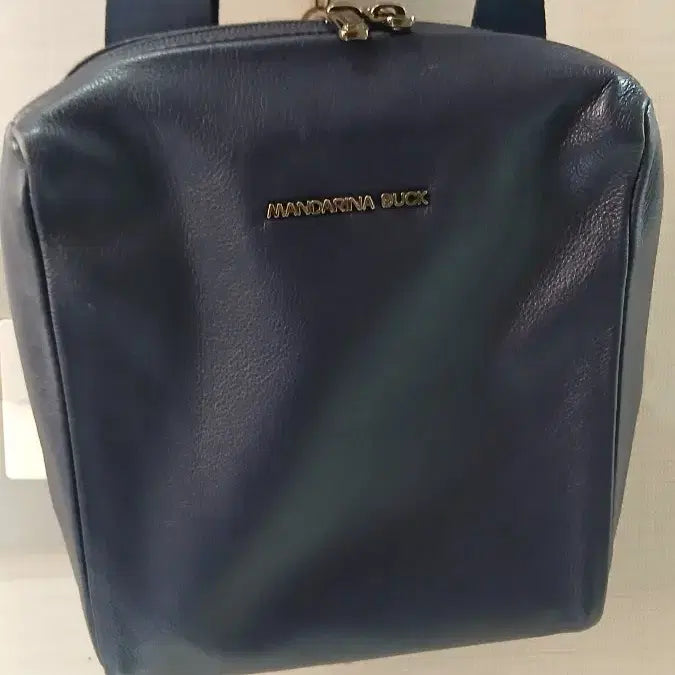 [BUNJANG] Mandarin Duck Navy Leather Crossbody Bag / 만다리나덕 네이비 크로스백