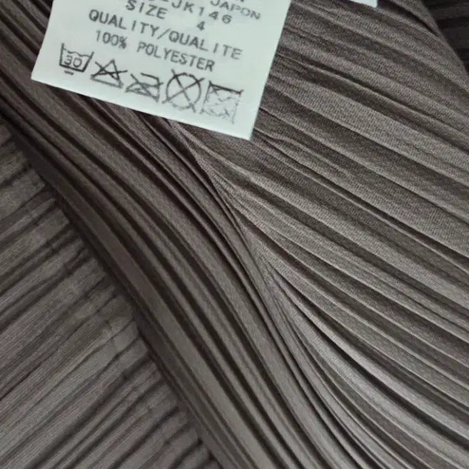 [BUNJANG] Pleats Please Top &amp; Fluffy Style Pants Set / (4)플리츠플리즈탑(덤 플러피 스타일팬츠와스커트)
