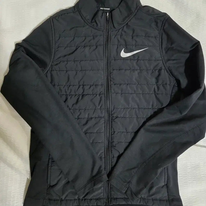 [BUNJANG] Nike Running Essential Field Jacket / 나이키 런닝 에센셜 필드 자켓