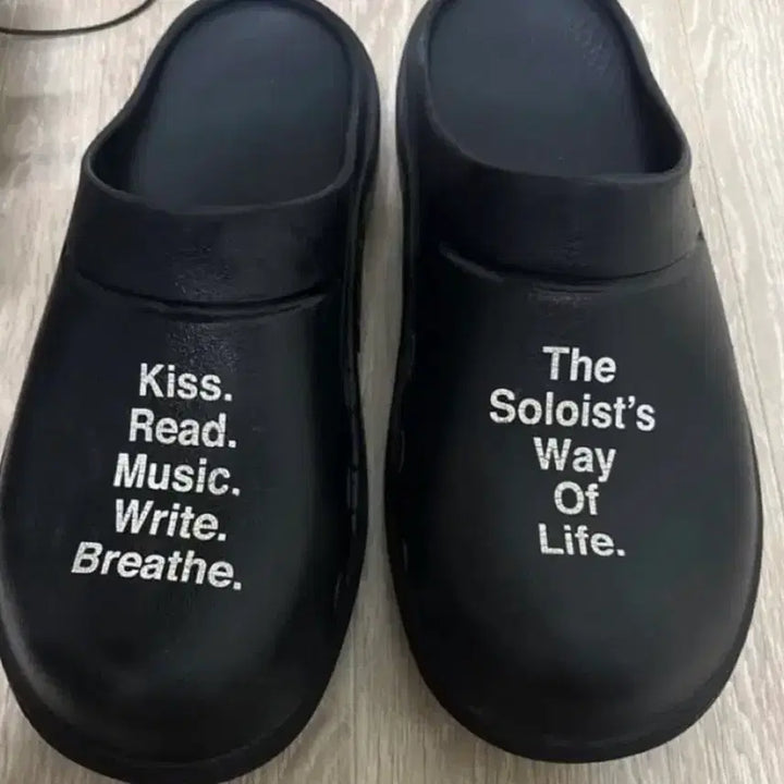 [BUNJANG] OOFOS Soloist Sandals / 우포스 솔로이스트 280
