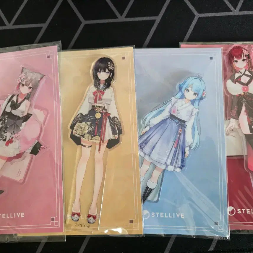 [BUNJANG] Stellive Korean Hanbok Acrylic Stand Universe Bundle Set / 스텔라이브 한복 아크릴 스탠드 유니버스 일괄 판매합니다.