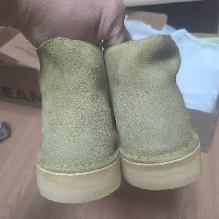 [BUNJANG] Clarks Desert Boots Mid Green Suede / (새상품)클락스 데저트 부츠 uk6.5 250mm