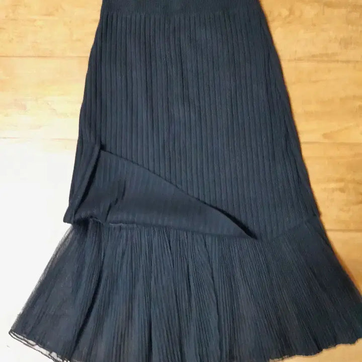 [BUNJANG] Knit Pleated Skirt with Sheer Ruffle Hem / 니트 플리츠 스커트