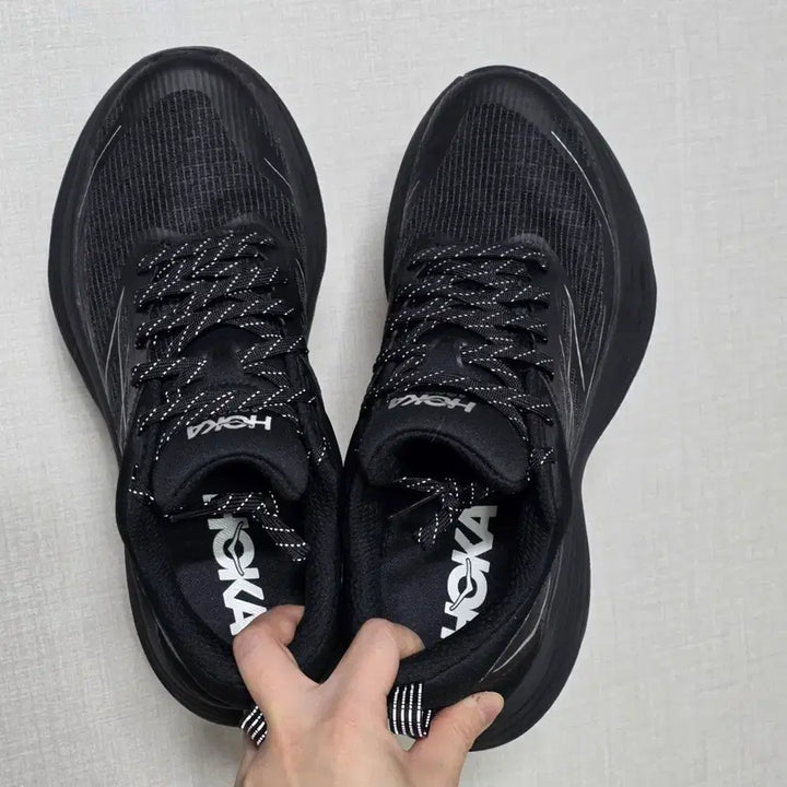 [BUNJANG] Hoka Bondi 8 TS Cage Black Silver Running Shoes / 호카 본디 8 TS 케이지 블랙실버 1155391-BKSV 운동화 260