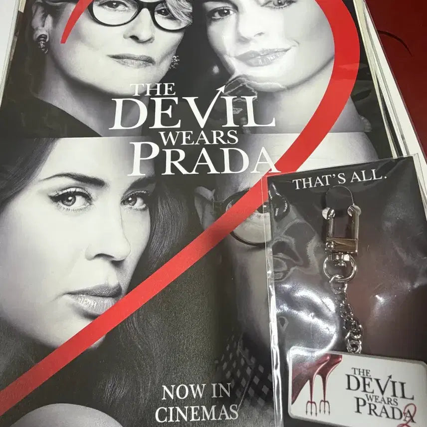 [BUNJANG] The Devil Wears Prada 2 ScreenX Poster + Movie Title / <악마는 프라다를 입는다2 >스크린X 포스터+무비타이틀