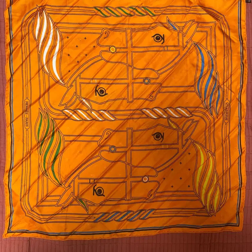 [BUNJANG] Hermès Quadrige Silk Scarf Orange / 에르메스 콰드리지 오렌지 스카프