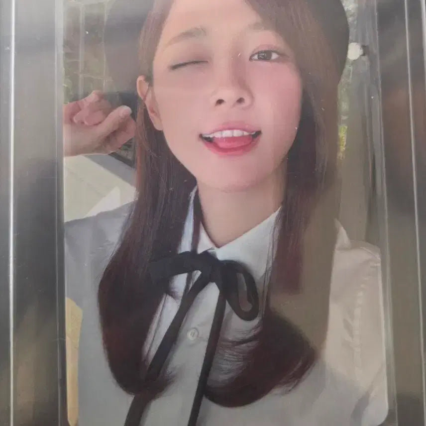 [BUNJANG] Kim Sejeong Japan Official Goods Photocard / 김세정 일본 응원봉 스크런치 포카