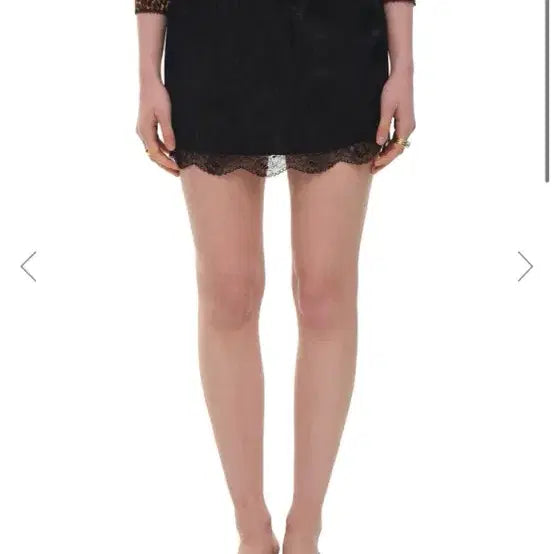 [BUNJANG] Toomuchtax Lace Mini Slip Skirt (Size M) / Toomuchtax LACE MINI SLIP SKIRT M사이즈