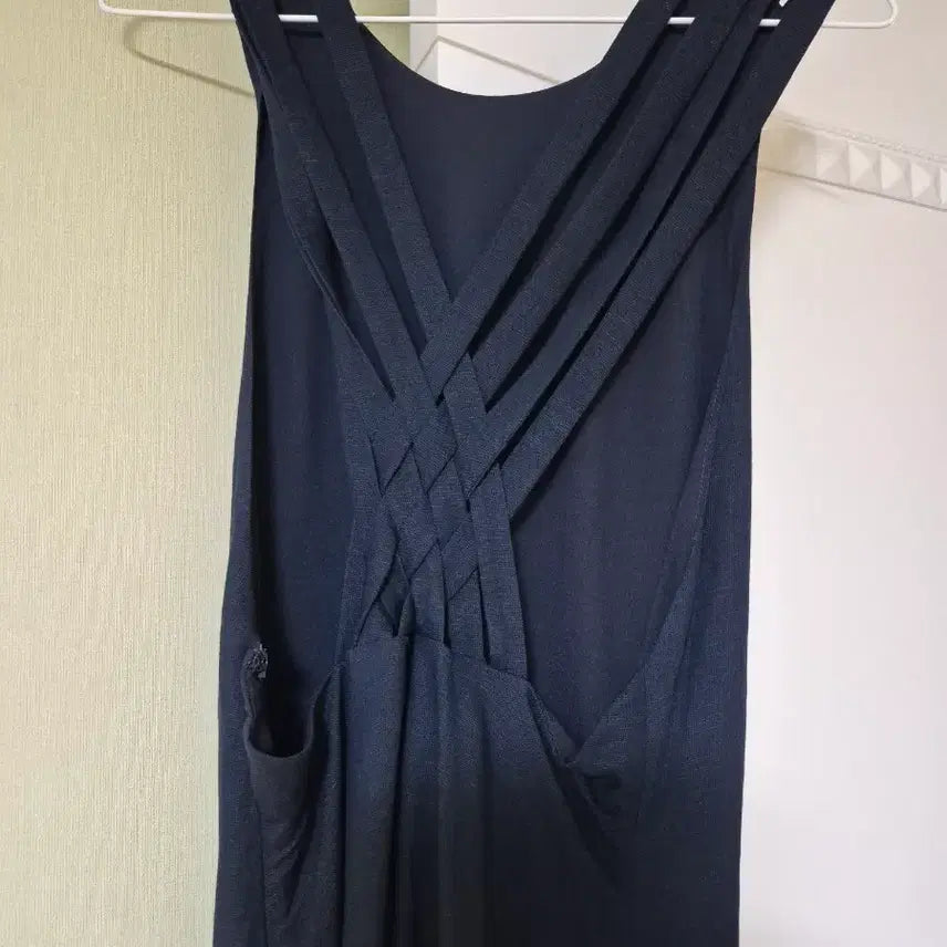 [BUNJANG] Navy Cross-Strap Long Dress / 네이비 크로스 백 스타일 끈 원피스