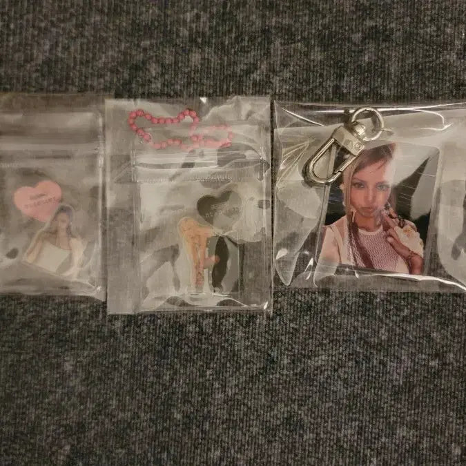 [BUNJANG] BLACKPINK Deadline Keyring Set (Jennie, Rosé, Lisa) / [급처]블랙핑크 데드라인 키링 제니 로제 리사 BLACKPINK 굿즈