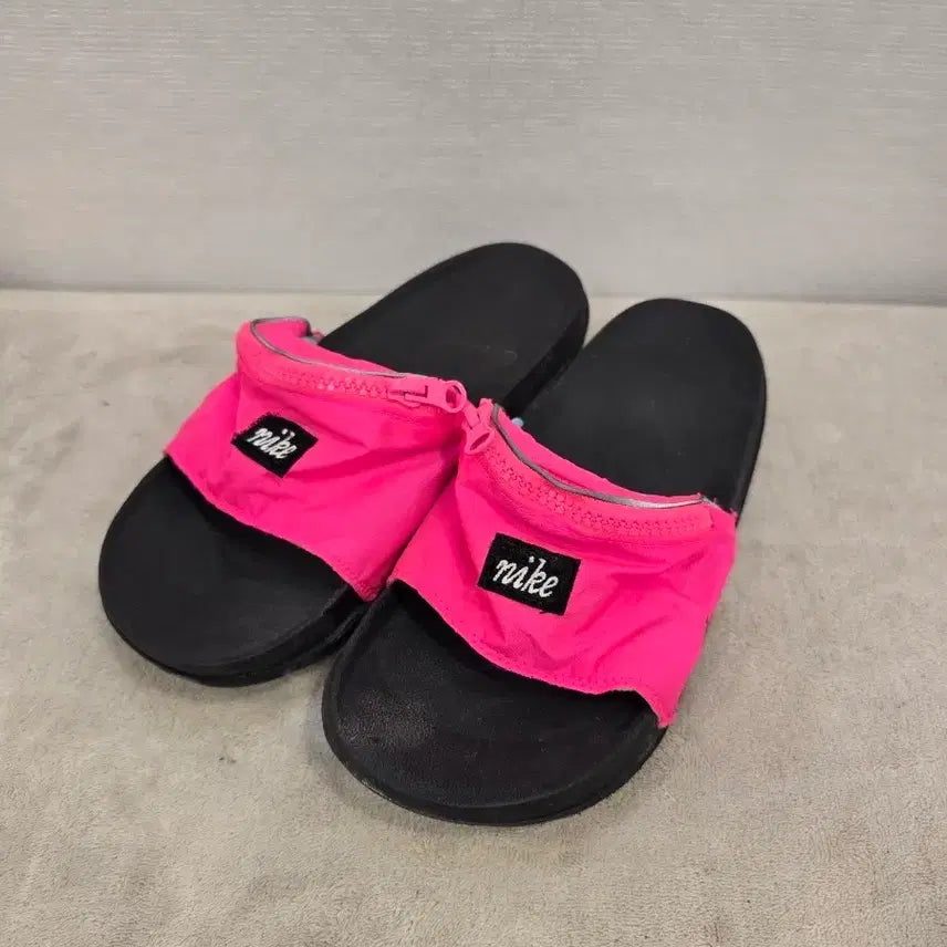 [SOLD OUT] 나이키 오프코트 비트루 슬라이드 슬리퍼 핑크 260
