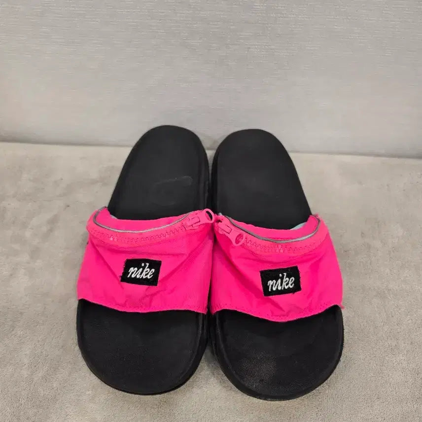 [SOLD OUT] 나이키 오프코트 비트루 슬라이드 슬리퍼 핑크 260