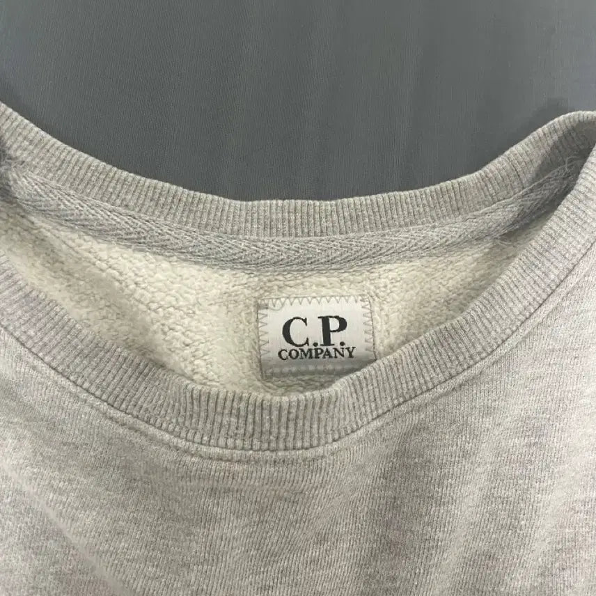 [BUNJANG] CP Company Lens Logo Sweatshirt M / CP컴퍼니 렌즈와펜 맨투맨 m