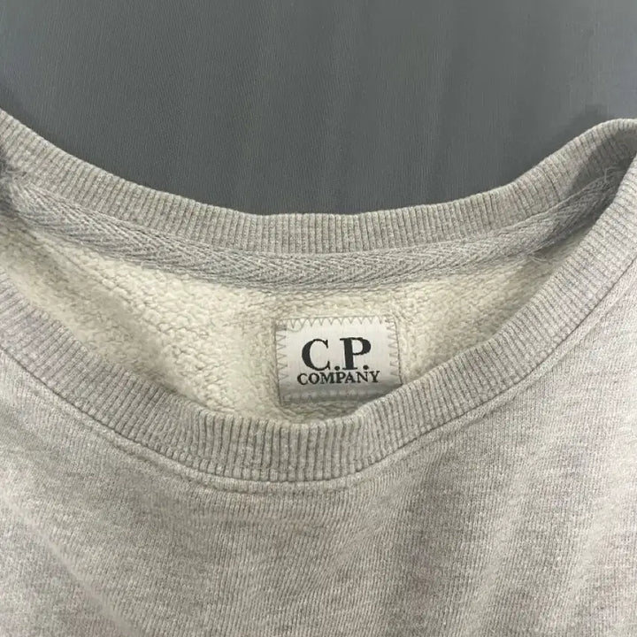 [BUNJANG] CP Company Lens Logo Sweatshirt M / CP컴퍼니 렌즈와펜 맨투맨 m