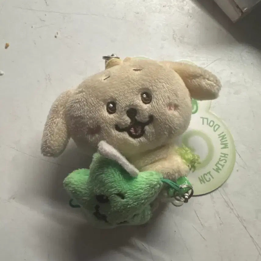 [BUNJANG] MinE Wishdoll Dendriver Plush Keychain / 꼬질 로그인 미니 위시돌 댕트리버 팔아여