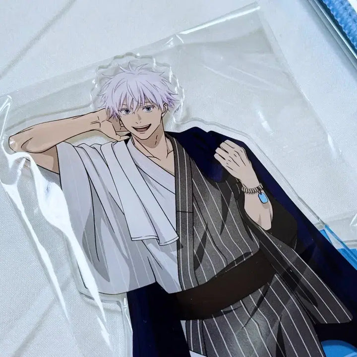 [BUNJANG] Jujutsu Kaisen 2026 Gōjō Satoru Collaboration Set / 주술회전 2026 극락탕 라쿠스파 아크릴스탠드 캔뱃지 타올 고죠 사토루
